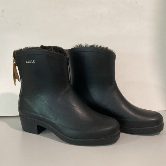 Aigle Miss Juliette Ankle Rain Boots Size 6 Black Faux Fur Lined Boots - Picture 3 of 12